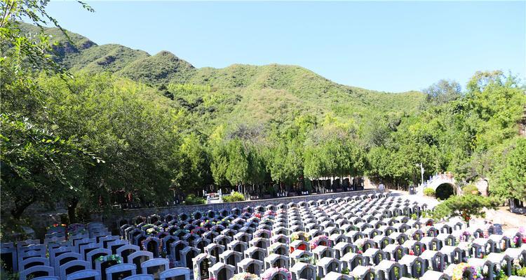 探秘北京十三陵墓地葬——封建帝王的归宿（解读中国历史上最庄重的帝王陵园）