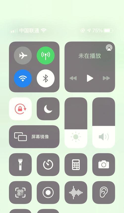 耳机声音苹果手机调小的方法是什么？